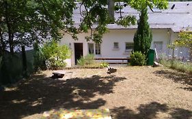 Studio Cosy Avec Terrasse Et Jardinet